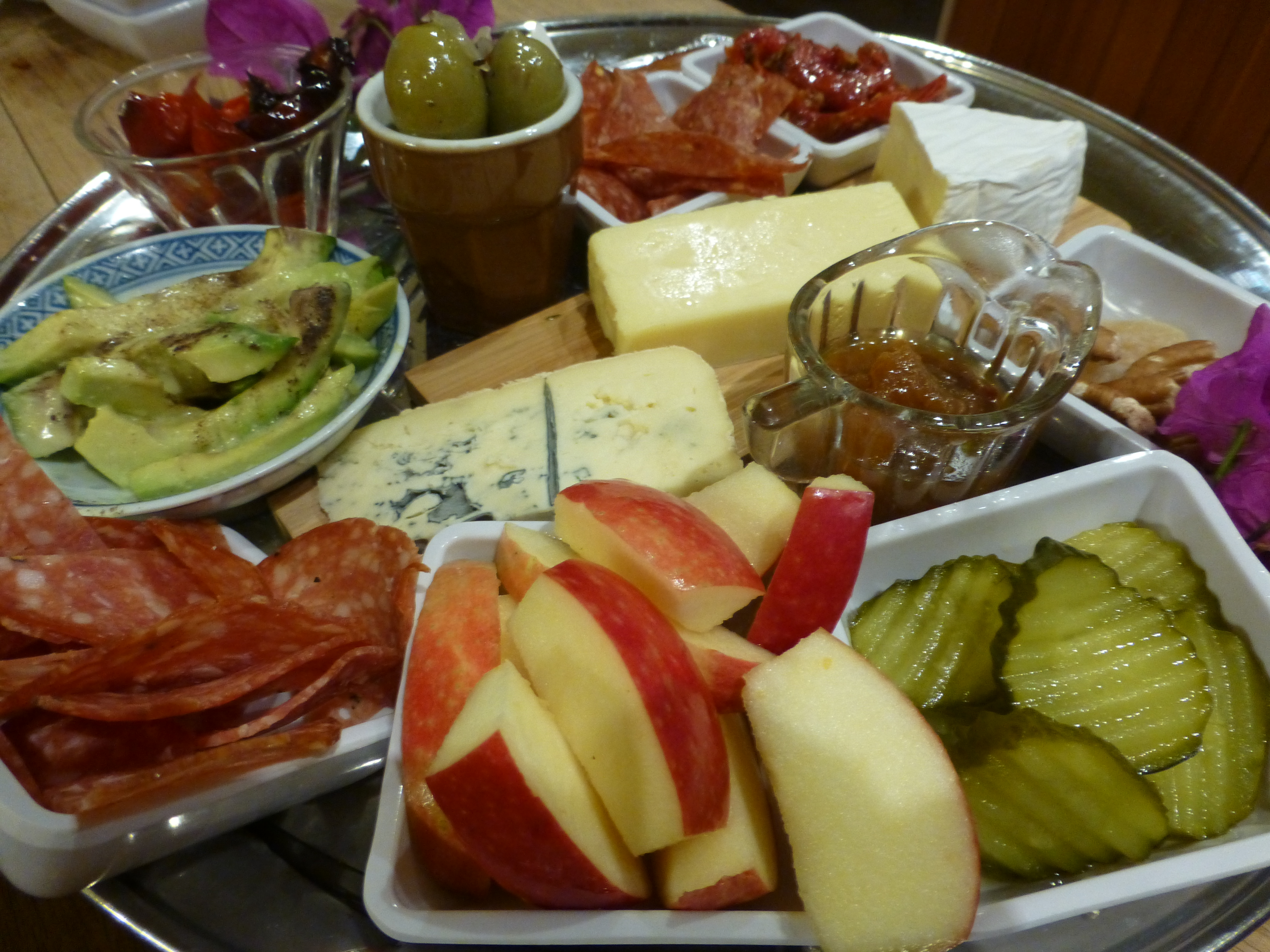 Cheese platter 3 Mango Hill Cottages & Hill of Promise Winery