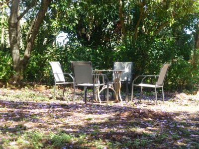 Sew table, jaca flowers Sew table, jaca flowers